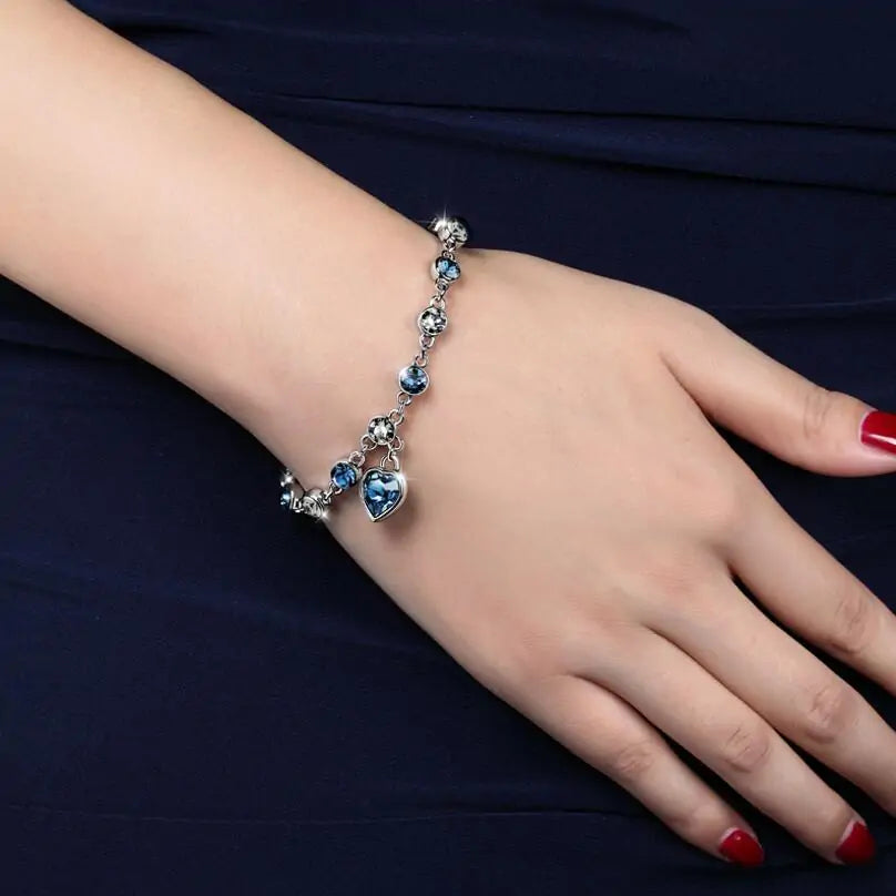 Heart Queen Sapphire Bracelet – A Timeless Symbol of Elegance